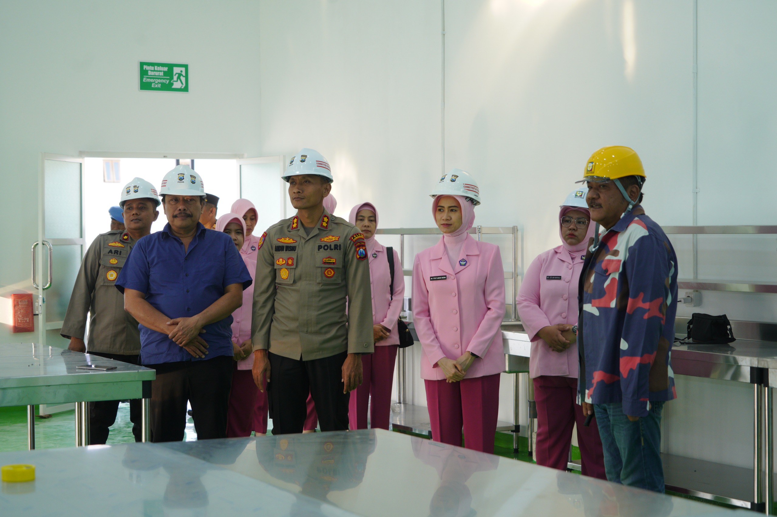 Polres Ponorogo Rampungkan Tiga Dapur SPPG untuk Dukung Program Makan Bergizi Gratis Polres Ponorogo Rampungkan Tiga Dapur SPPG untuk Dukung Program Makan Bergizi Gratis