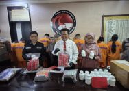 Semangat Sumpah Pemuda Polresta Banyuwangi Komitmen Berantas Narkoba : Ungkap 22 Kasus Amankan 25 Tersangka Semangat Sumpah Pemuda Polresta Banyuwangi Komitmen Berantas Narkoba : Ungkap 22 Kasus Amankan 25 Tersangka
