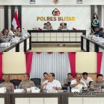 Polres Blitar Gelar Latihan Pra Operasi Sikat Semeru 2025 Polres Blitar Gelar Latihan Pra Operasi Sikat Semeru 2025
