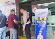 Anggota Samsat Surabaya Utara, Tingkatkan Kesadaran Masyarakat Melalui Pelayanan Samsat Wajib Pajak