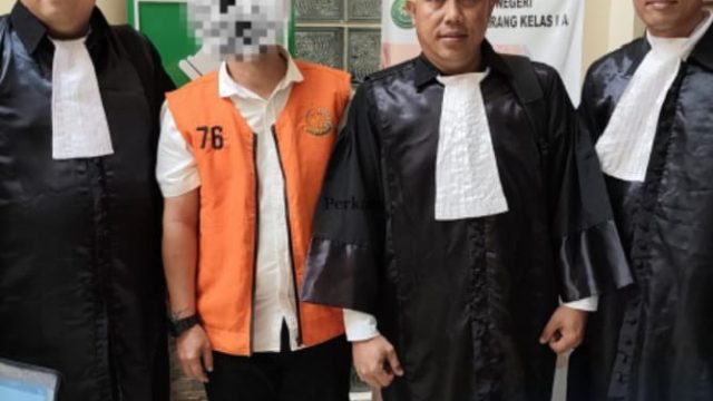 Sidang Perdana Mantan Dirut BUMD PT. Perseroda Lampung Selatan Dilaksanakan di PN Kelas 1 A Tanjung Karang