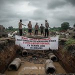 Dinas Terkait Bungkam, Rakyat Curigai Ada Fee Menjanjikan di Balik 9 Titik Proyek Bobrok CV Rendra Jaya