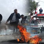 Suasana Memanas, Massa AMI Kepung Kantor Wilayah Ditjen PAS Jatim di Surabaya