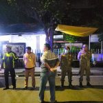 Patroli Dini Hari di Perbatasan, Polsek Semampir Gandeng Satpol PP Jaga Kamtibmas.