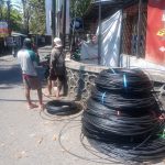 Pemda Diminta Tegas Tertibkan Pemasangan Kabel dan Tiang WiFi di Sidoarjo Diduga Langgar Tata Kelola Penarikan Kabel ISP di Candi Sidoarjo