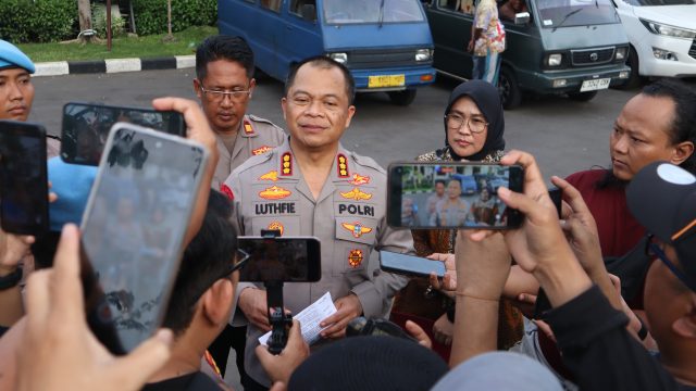 Polrestabes Surabaya Amankan Tersangka Pencabulan Tujuh Anak Dibawah Umur