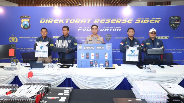 Polda Jatim Ungkap Dugaan Penyalahgunaan Data Pribadi Untuk Layanan OTP Ilegal, Tiga Tersangka Diamankan