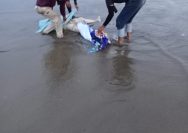 Warga Kalianda Digegerkan Penemuan Sesosok Mayat (Anonim) di Bibir Pantai Antara Kedu Warna dan Senaya Beach