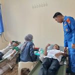 Hari Bhayangkara ke-80, Sat Polair Polres Lamsel Gelar Khitan Massal dan Donor Darah di Pesisir Hari Bhayangkara ke-80, Sat Polair Polres Lamsel Gelar Khitan Massal dan Donor Darah di Pesisir