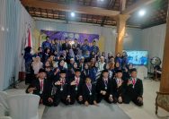 Haflah Akhirussanah Mewujudkan Generasi Qur'an Santun Berprestasi SMP AL - Makin Krian Islamic Full Day School