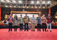 Kapolda Jatim Gaungkan Semangat Jogo Jawa Timur di Pagelaran Wayang Kulit Hari Bhayangkara ke - 80