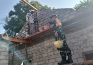 Wujudkan Hunian Layak, Babinsa Pakunden Bersama Warga Gotong Royong Renovasi Rumah RTLH