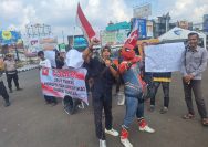 Massa LSMB Kepung Tugu Adipura, Desak Kejati Lampung Bongkar Aktor Intelektual dan TPPU Kasus SPAM Pesawaran 2022