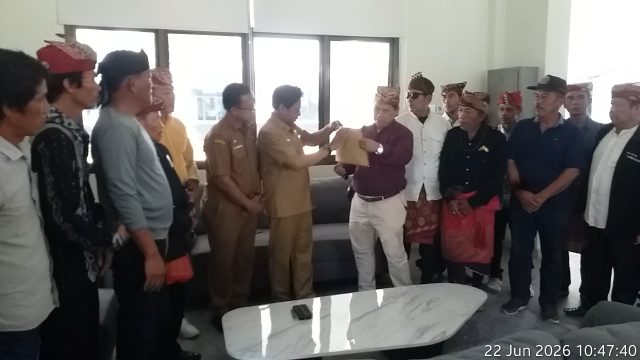 Tolak Keras PLTP !! Forum Segekhi Suku Resmi Serahkan Surat Penolakan ke Pemkab dan DPRD Lamsel