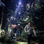 Wisatawan Air Terjun 9 Putri yang Dinyatakan Hilang Berhasil Ditemukan Dalam Keadaan Selamat Wisatawan Air Terjun 9 Putri yang Dinyatakan Hilang Berhasil Ditemukan Dalam Keadaan Selamat