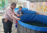 Bhabinkamtibmas Benowo Dukung Ketahanan Pangan dengan Sambangi Kelompok Tani Budidaya Lele