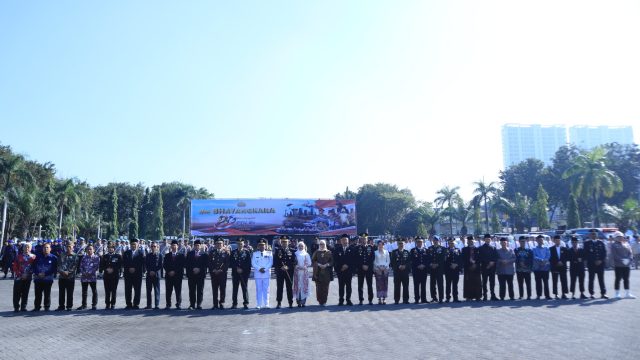80 Tahun Mengabdi, Polri untuk Masyarakat: Forkopimda Gresik Gelar Upacara dan Tasyakuran Hari Bhayangkara ke-80