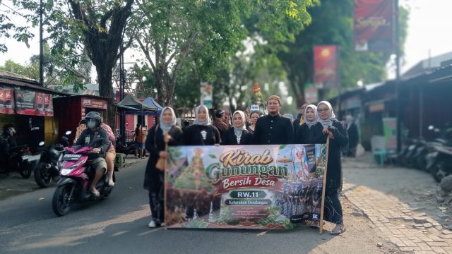 Lestarikan Tradisi,Masyarakat Dandangan Kota Kediri Gelar Kirab Tumpeng Dan Grebeg Suro