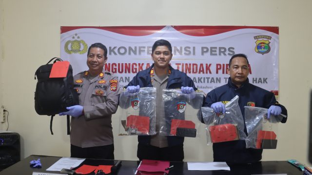 Polisi Gagalkan Pengiriman Senjata Api Rakitan ke Pulau Jawa, Penerima Paket Akui Tiga Kali Beraksi Begal di Serang