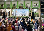 Semangat Hijrah Warnai Pengajian Akbar dan Haul Sesepuh Desa Glagaharum, Ratusan Jamaah Padati Masjid Darussalam