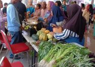 Polres Pelabuhan Tanjungperak Gelar Gerakan Pangan Murah Hasil Panen Lahan Ketahanan Pangan