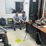 Edukasi dan Humanis Satlantas Polres Nganjuk Melalui Program Polantas Menyapa Memberi Bimbingan Kepada Pemohon Ngurus SIM Edukasi dan Humanis Satlantas Polres Nganjuk Melalui Program Polantas Menyapa Memberi Bimbingan Kepada Pemohon Ngurus SIM