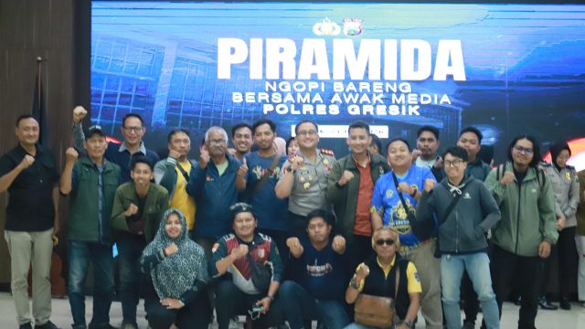 Polres Gresik Gelar Piramida, Perkuat Sinergi Melalui “Ngopi Bareng Media”