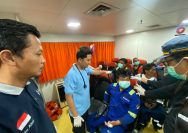 Polda Jatim Terjunkan 30 Personel SAR Polairud dan Almatsus, Evakuasi Korban KMP Mutiara Sentosa 2