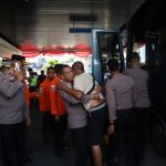Polres Pelabuhan Tanjungperak Dampingi Korban Peristiwa KM Mutiara Sentosa II, Pastikan Penanganan Maksimal Polres Pelabuhan Tanjungperak Dampingi Korban Peristiwa KM Mutiara Sentosa II, Pastikan Penanganan Maksimal