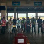 Tim DVI Polda Jatim Kembali Serahkan Jenazah Korban KM Mutiara Sentosa II Asal Sumatera dan Sulawesi kepada Keluarga Tim DVI Polda Jatim Kembali Serahkan Jenazah Korban KM Mutiara Sentosa II Asal Sumatera dan Sulawesi kepada Keluarga
