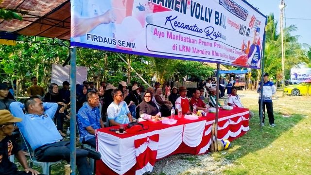 Peringati HUT Ke- 81 RI, Camat Rajabasa Secara Resmi Buka Turnamen Volly Ball di Kecamatan Rajabasa