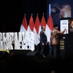 Dari Ben Mboi hingga Cak Noer, Prabowo Ungkap Makna Kepemimpinan: Bekerja, Cintai Rakyat & Gunakan Akal Sehat Dari Ben Mboi hingga Cak Noer, Prabowo Ungkap Makna Kepemimpinan: Bekerja, Cintai Rakyat & Gunakan Akal Sehat