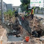 Proyek Drainase Rusak Pipa PDAM: Perumahan Keboncandi Tanpa Air Hampir Seminggu, Kontraktor Bilang "Sudah Lapor" Tapi Tak Ada Penanganan Proyek Drainase Rusak Pipa PDAM: Perumahan Keboncandi Tanpa Air Hampir Seminggu, Kontraktor Bilang "Sudah Lapor" Tapi Tak Ada Penanganan