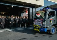 Polda Jatim Kirim Bantuan Kemanusiaan ke NTT, Siapkan Dapur Lapangan hingga Tim Trauma Healing