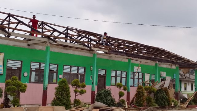 Proyek Siluman Mulai Bermunculan, Pembangunan Tanpa Plang Anggaran dan langgar K3 di SD Negeri Tetaan Jadi Sorotan Publik