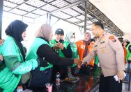 Bangun Sinergi, Kapolres Gresik Gelar Dialog Interaktif dan Bagi Bansos ke Driver Ojol