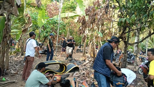Polisi Gerebek Judi Sabung Ayam di Betung, 6 Motor dan 5 Ayam Diamankan