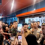Kapolresta Sidoarjo Cek Kondisi Santri Ponpes Manbaul Hikam di Rumah Sakit, Pastikan Penanganan Maksimal Kapolresta Sidoarjo Cek Kondisi Santri Ponpes Manbaul Hikam di Rumah Sakit, Pastikan Penanganan Maksimal