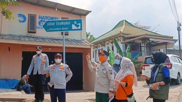 Memperkuat Kesiapsiagaan !! BPBD Lamsel Uji Serine Kesiapan Tsunami dan Jalur Evakuasi Hingga Titik Kumpul di Kawasan Rawan Bencana