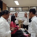 Rutan Kelas I Surabaya Gagalkan Penyelundupan Sabu Lewat Pengunjung, Barang Disembunyikan di Tas Jahitan Rutan Kelas I Surabaya Gagalkan Penyelundupan Sabu Lewat Pengunjung, Barang Disembunyikan di Tas Jahitan