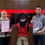Wanita Pengedar Sabu dan Ekstasi Ditangkap Polrestabes Surabaya, Residivis Tahun 2017 Wanita Pengedar Sabu dan Ekstasi Ditangkap Polrestabes Surabaya, Residivis Tahun 2017