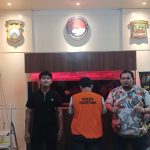 Pengedar Sabu Dupak Keok Dibekuk Satres Narkoba Polrestabes Surabaya 17 Poket Berhasil Diamankan Pengedar Sabu Dupak Keok Dibekuk Satres Narkoba Polrestabes Surabaya 17 Poket Berhasil Diamankan