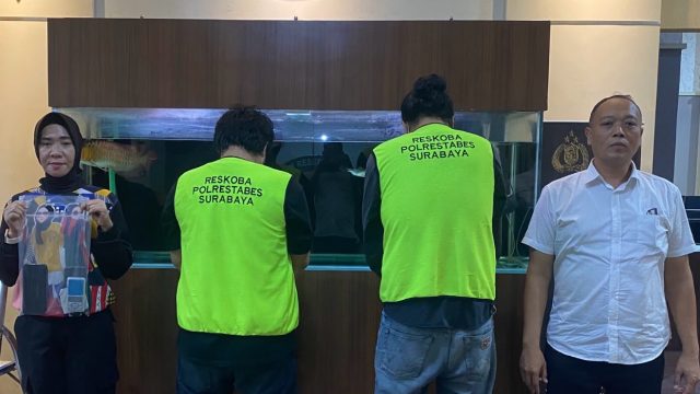 Dua Pengedar Pandean Peneleh Ditangkap Polrestabes Surabaya, Polisi Menyita Lima Poket Sabu
